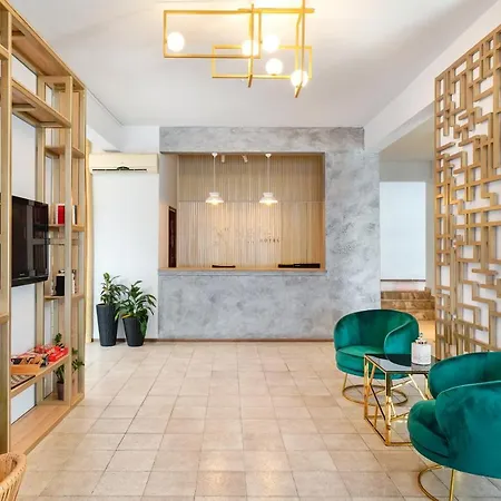 Nefeli Fresh By Del Mare 호텔 2*