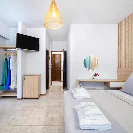 Nefeli Fresh By Del Mare 호텔 2*