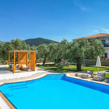 Nefeli Fresh By Del Mare Hotel 2*