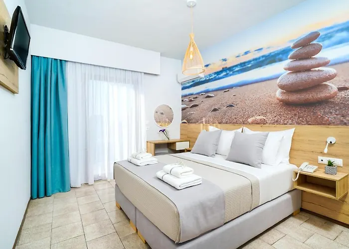 Nefeli Fresh By Del Mare 酒店 2*